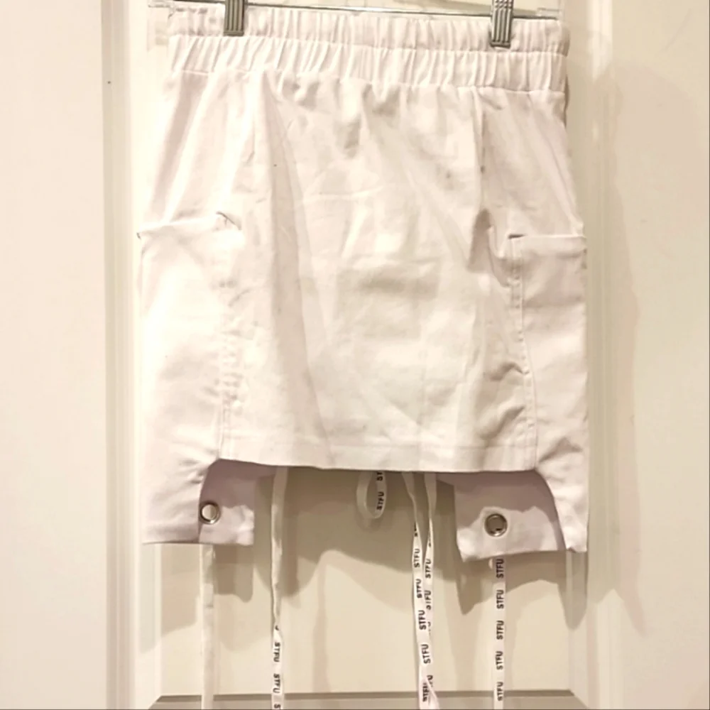 Akira All Tied Up Mini Skirt - Picture 8 of 9